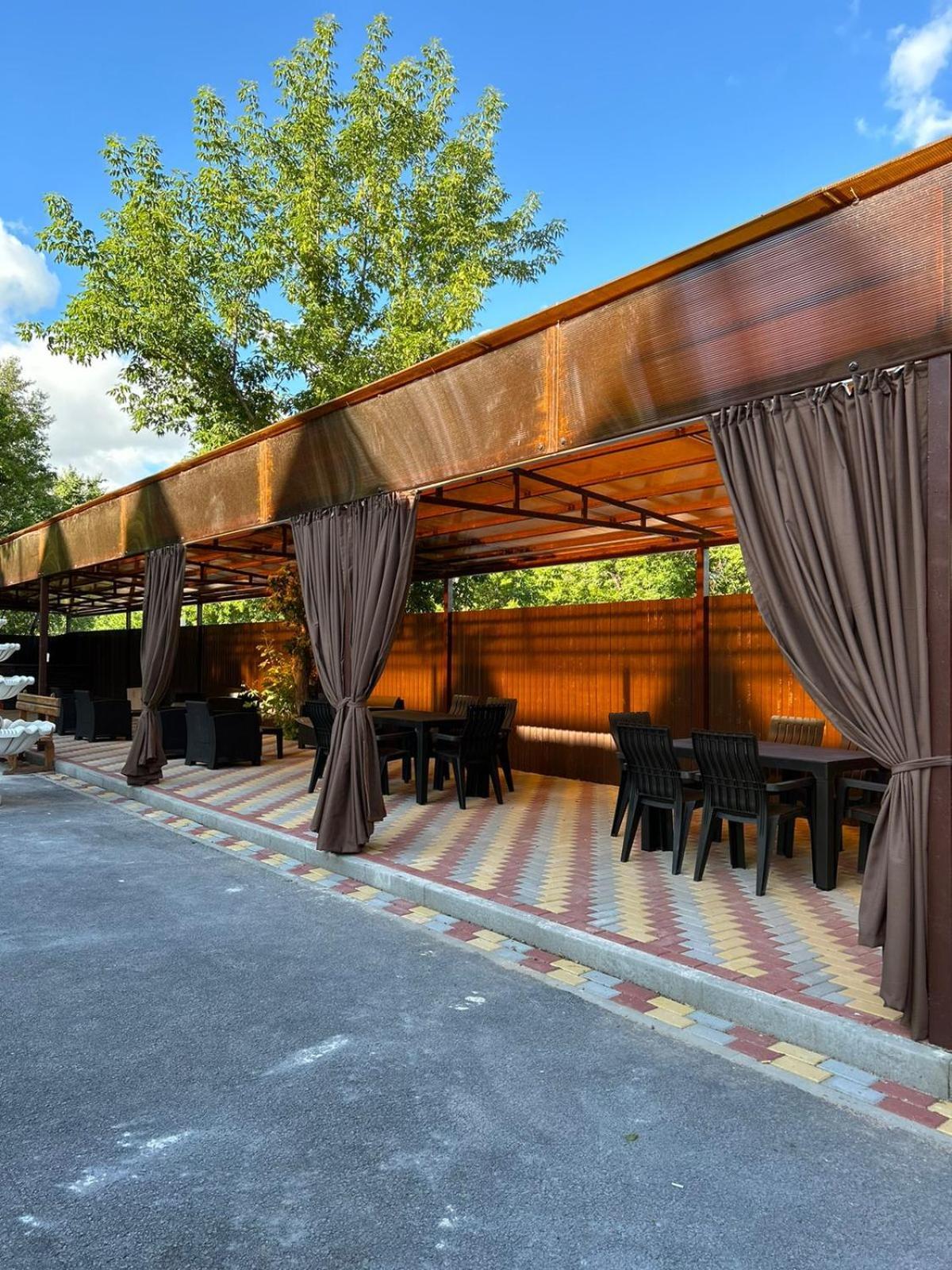 Belon Garden Hotel Astana Exterior foto